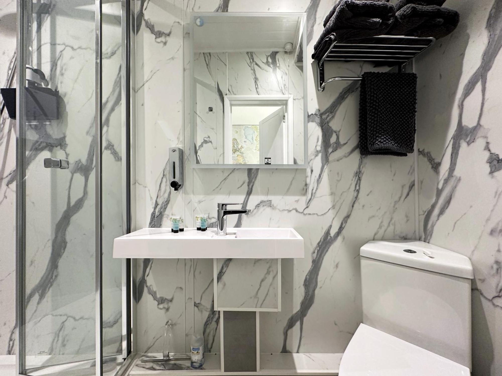 Kensington Studio Hosted By Airoperate Near Notting Hill - 1 Double Bed , 1 Sofa Bed, Ground Floor Apartment Via Private Entrance Лондон Экстерьер фото