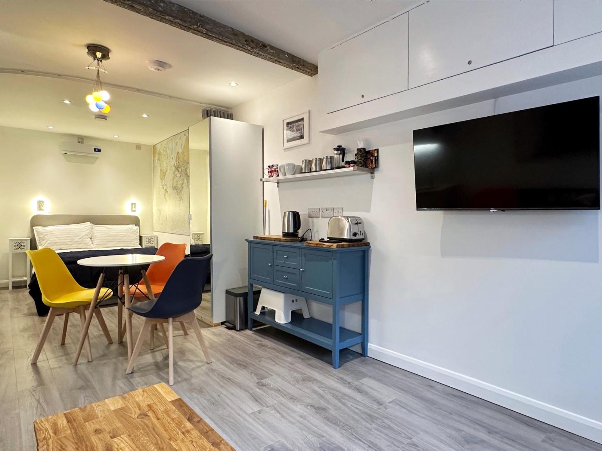 Kensington Studio Hosted By Airoperate Near Notting Hill - 1 Double Bed , 1 Sofa Bed, Ground Floor Apartment Via Private Entrance Лондон Экстерьер фото