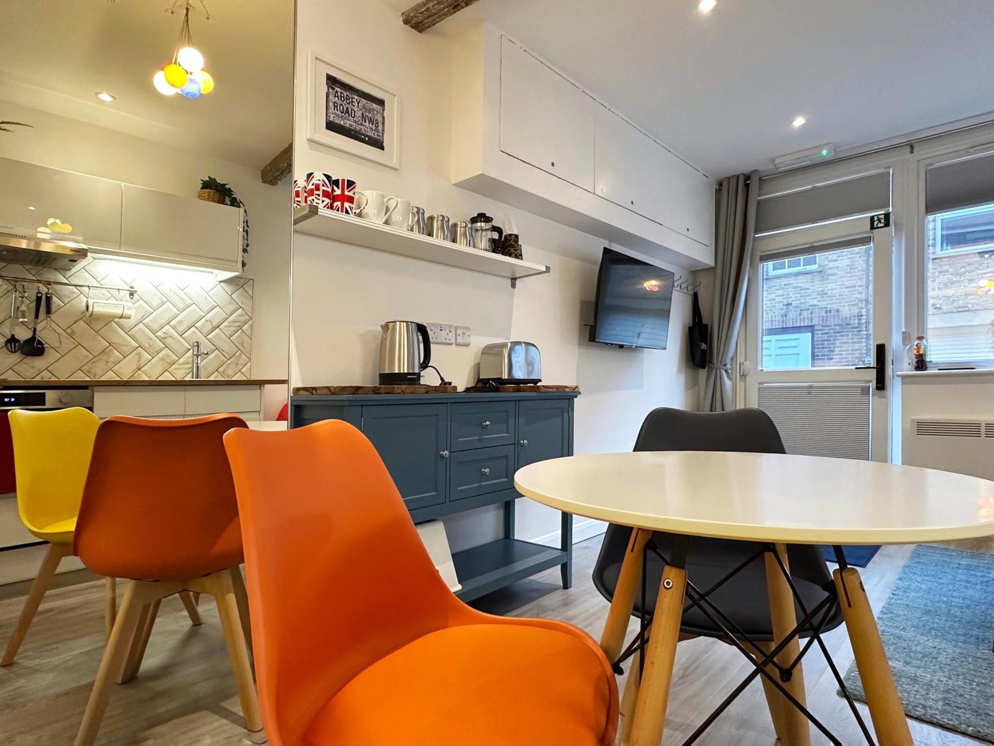 Kensington Studio Hosted By Airoperate Near Notting Hill - 1 Double Bed , 1 Sofa Bed, Ground Floor Apartment Via Private Entrance Лондон Экстерьер фото
